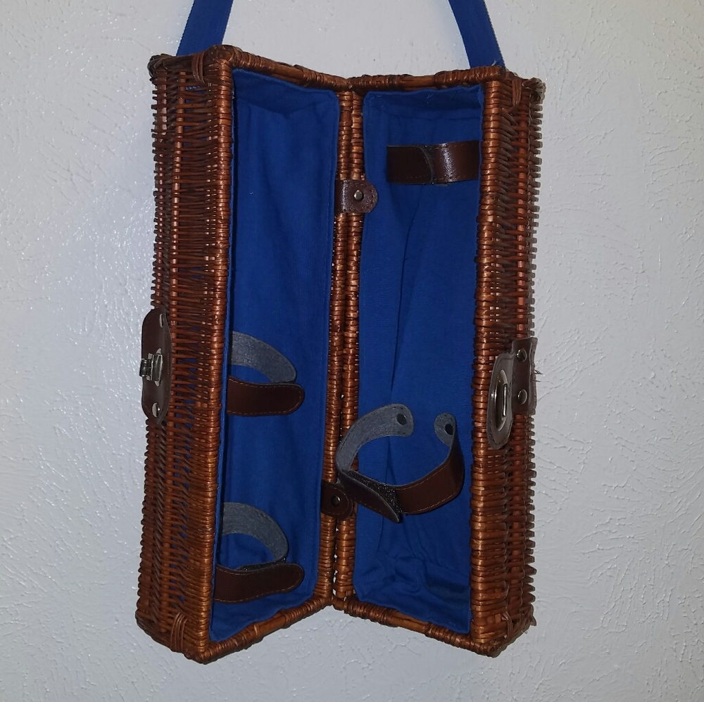 🍹 Grey Goose Woven Straw Liquor Bottle Tote